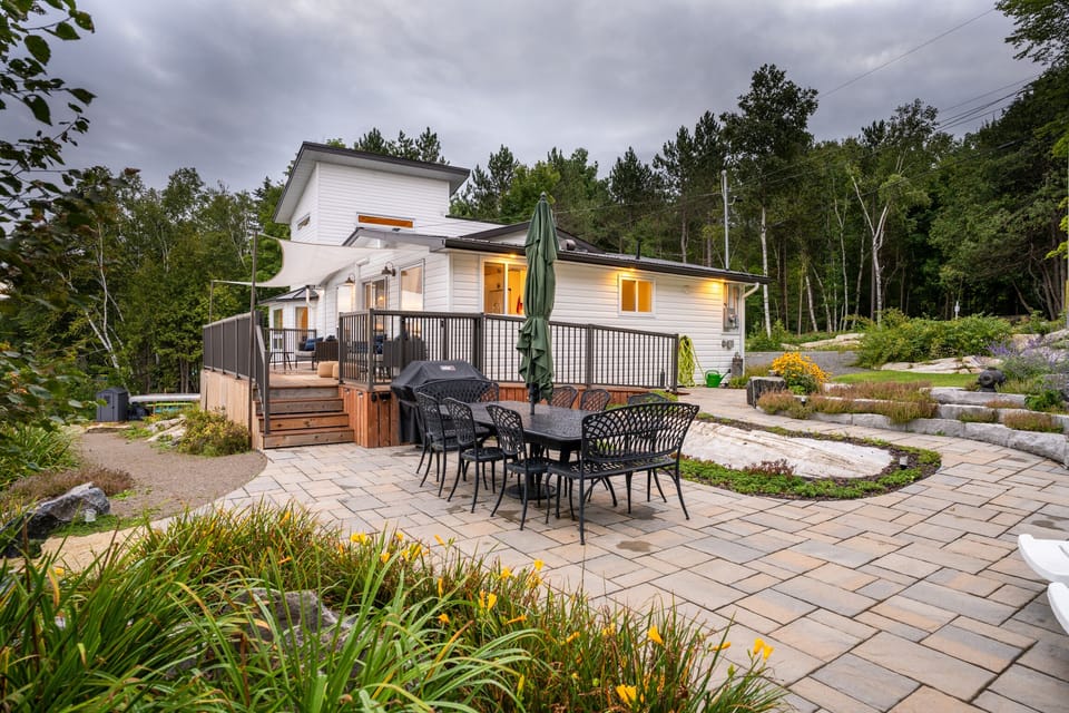 BBQ & Outdoor Space - ramp to waterfront begins here