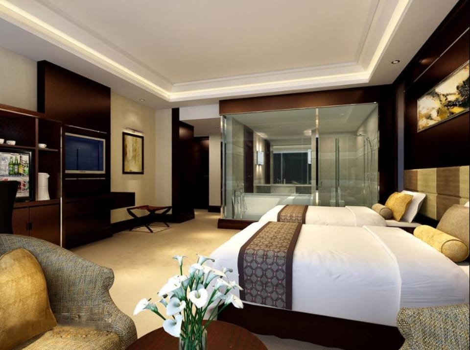 Deluxe Room, 2 Twin Beds | Down comforters, minibar, in-room safe, desk