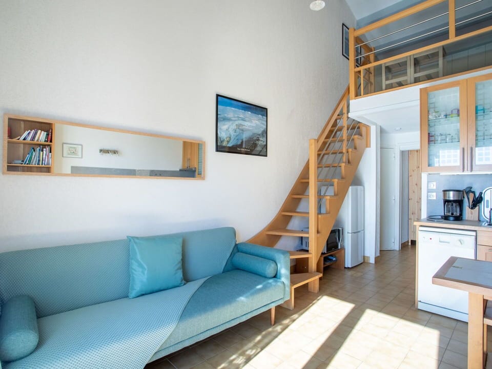 Furniture, Couch, Azure, Picture Frame, Interior Design, Comfort, Living Room, Line, Floor, Wall