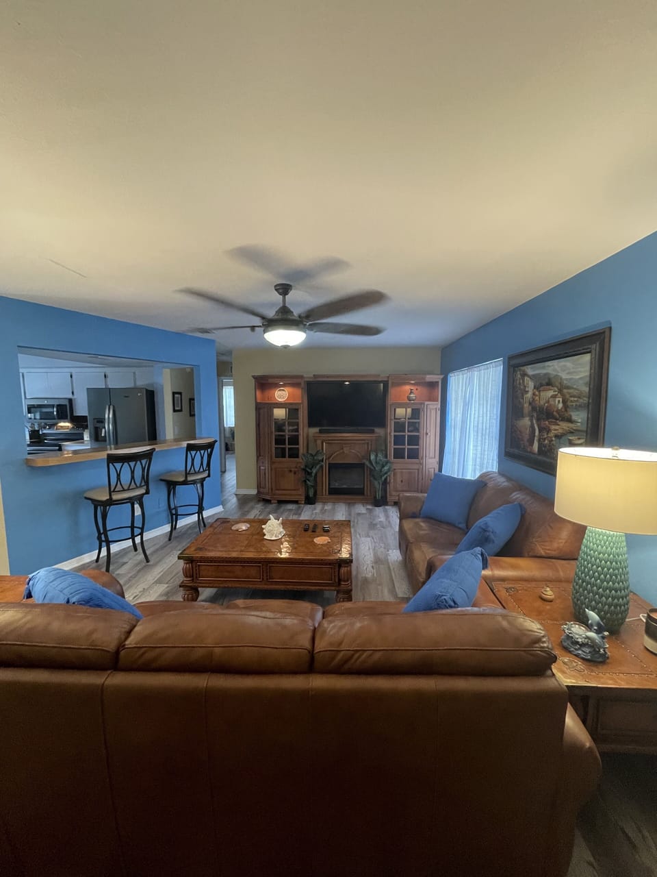 Entrance / Family Room