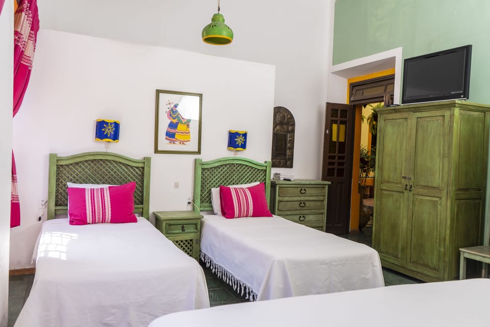 Laptop workspace, iron/ironing board, free WiFi, bed sheets