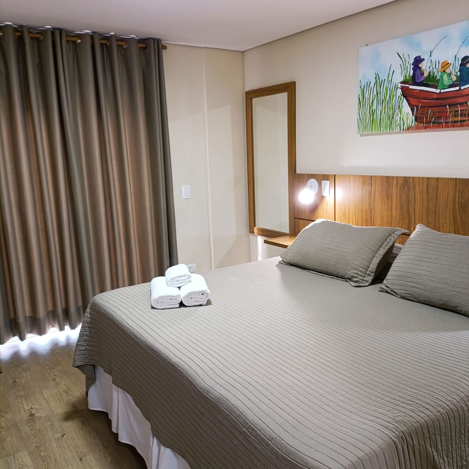 Deluxe Double Room, 1 Queen Bed, Balcony | Minibar, free WiFi, bed sheets