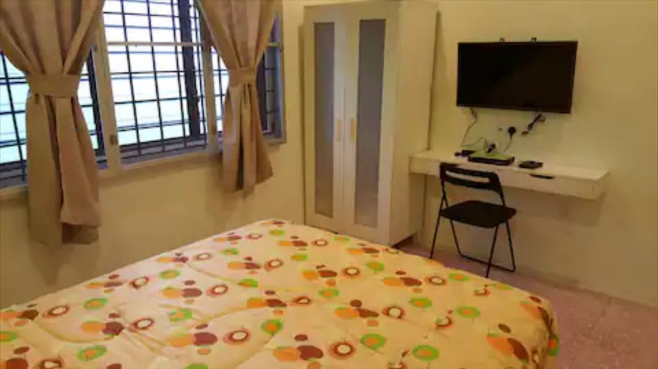Family Villa, 5 Bedrooms, Garden View | Desk, free WiFi