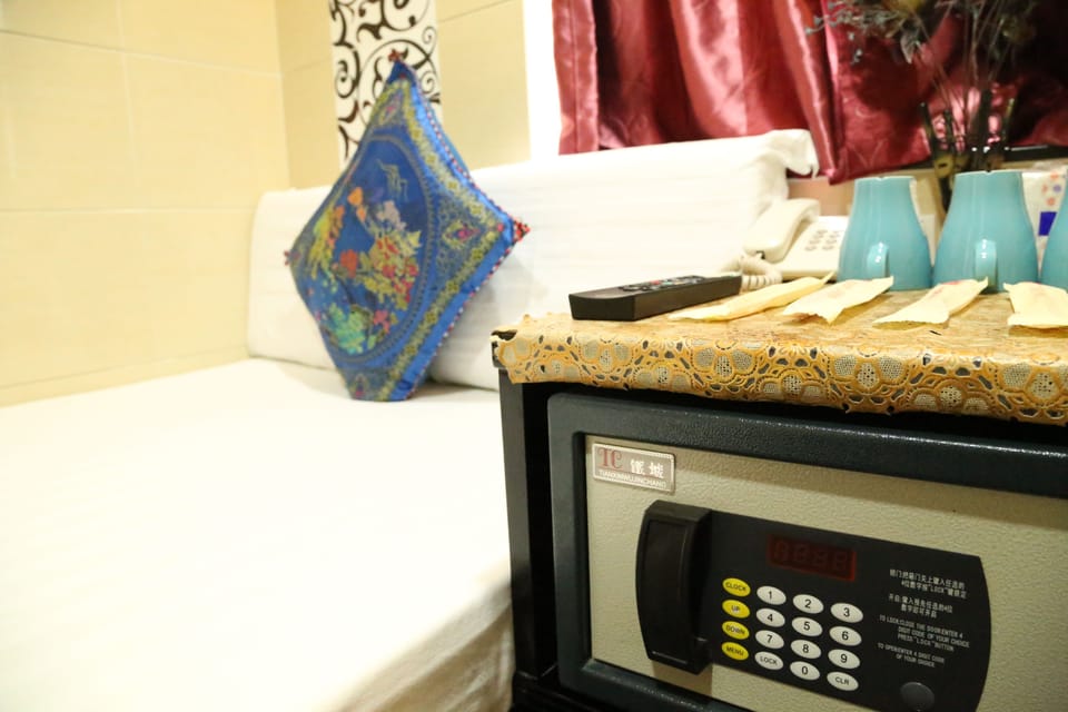 Deluxe Double Room | In-room safe, free WiFi