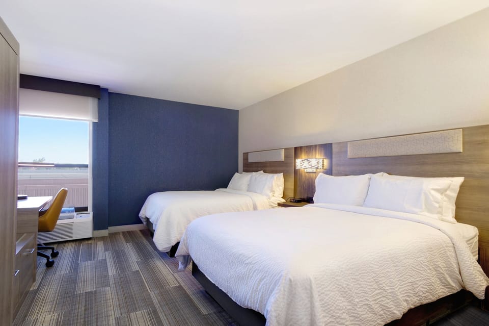Premium bedding, pillowtop beds, in-room safe, desk