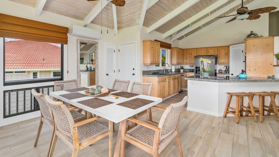 Hale Anueue - Dining Room & Kitchen - Parrish Kauai