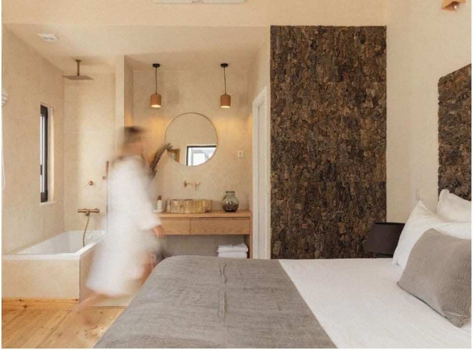 Superior Double Room | Premium bedding, WiFi (free), bed sheets
