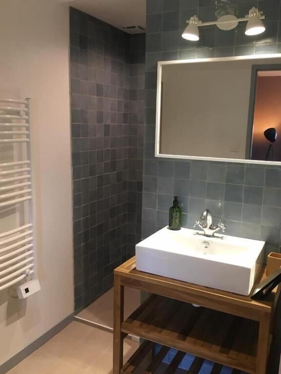 Design Room | Bathroom | Shower, rainfall showerhead, hair dryer, towels