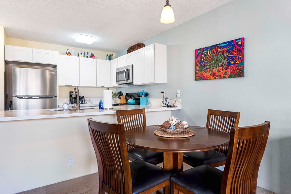 Inside dining area at our Kona Hawaii Vacation Rental