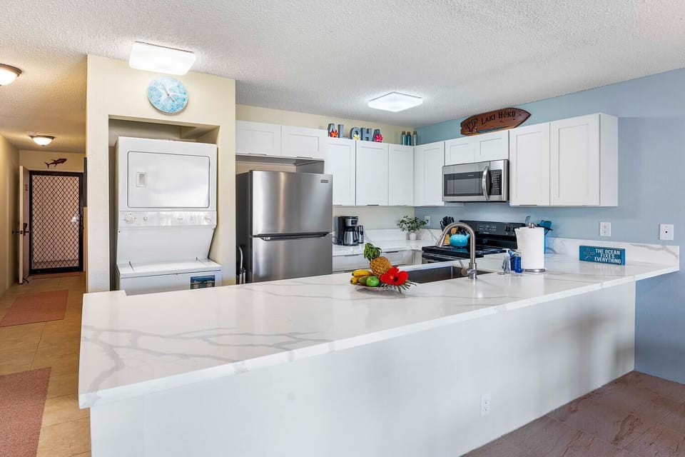 Upgraded kitchen, includes in-unit washer & dryer!