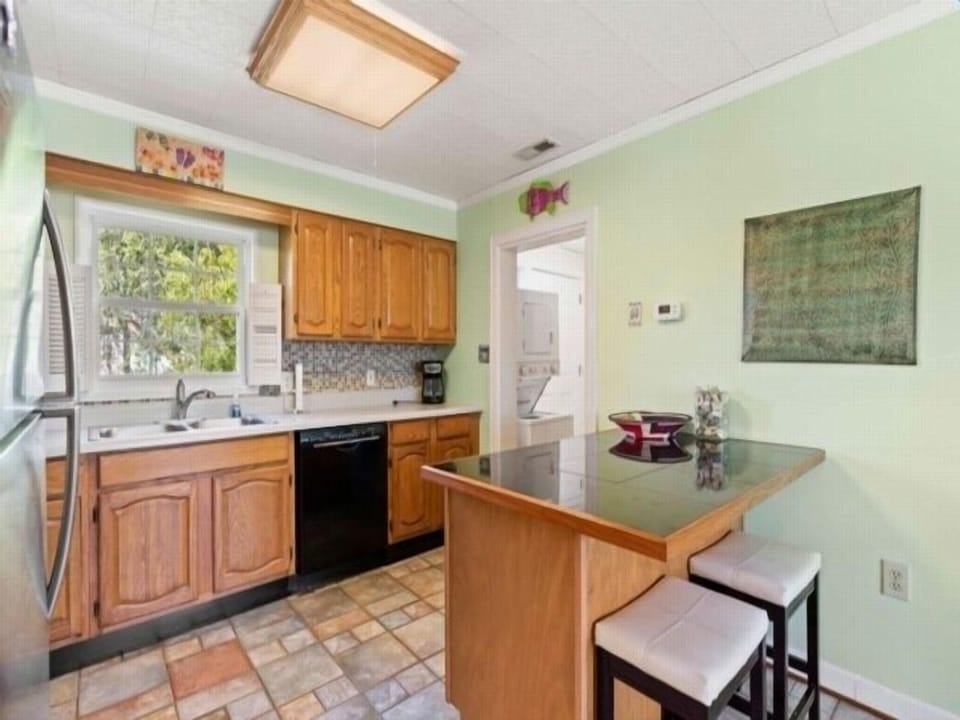 Room, Indoors, Furniture, Kitchen, Hardwood
