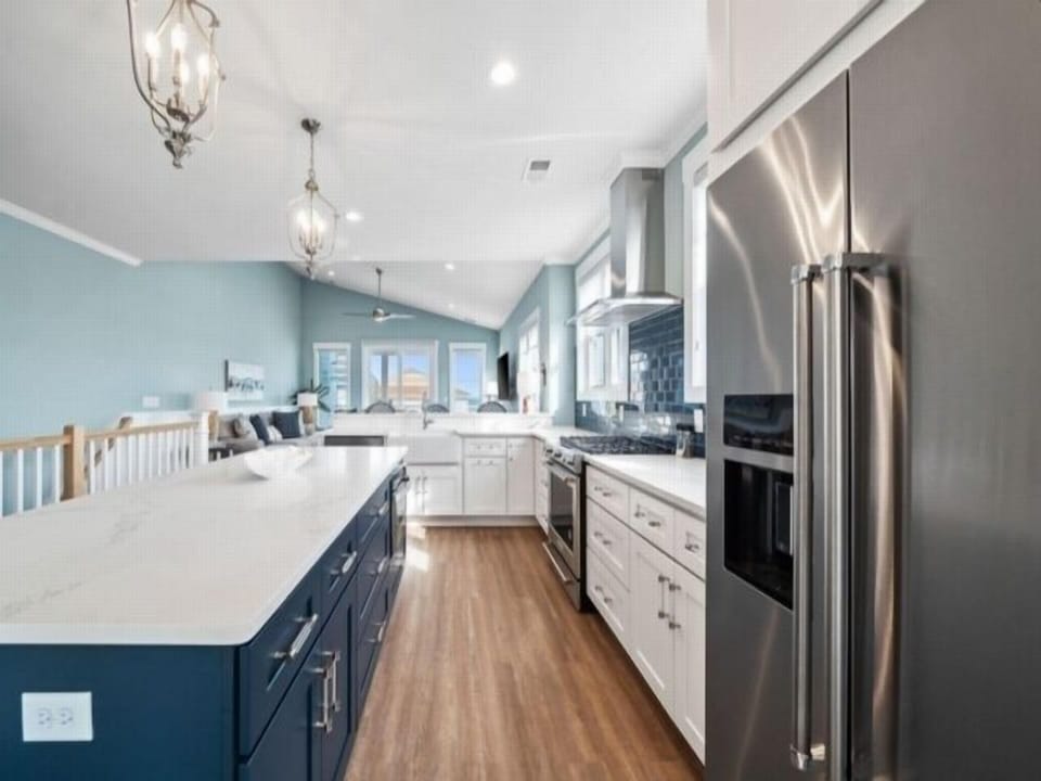 Room, Indoors, Kitchen, Building, Kitchen Island