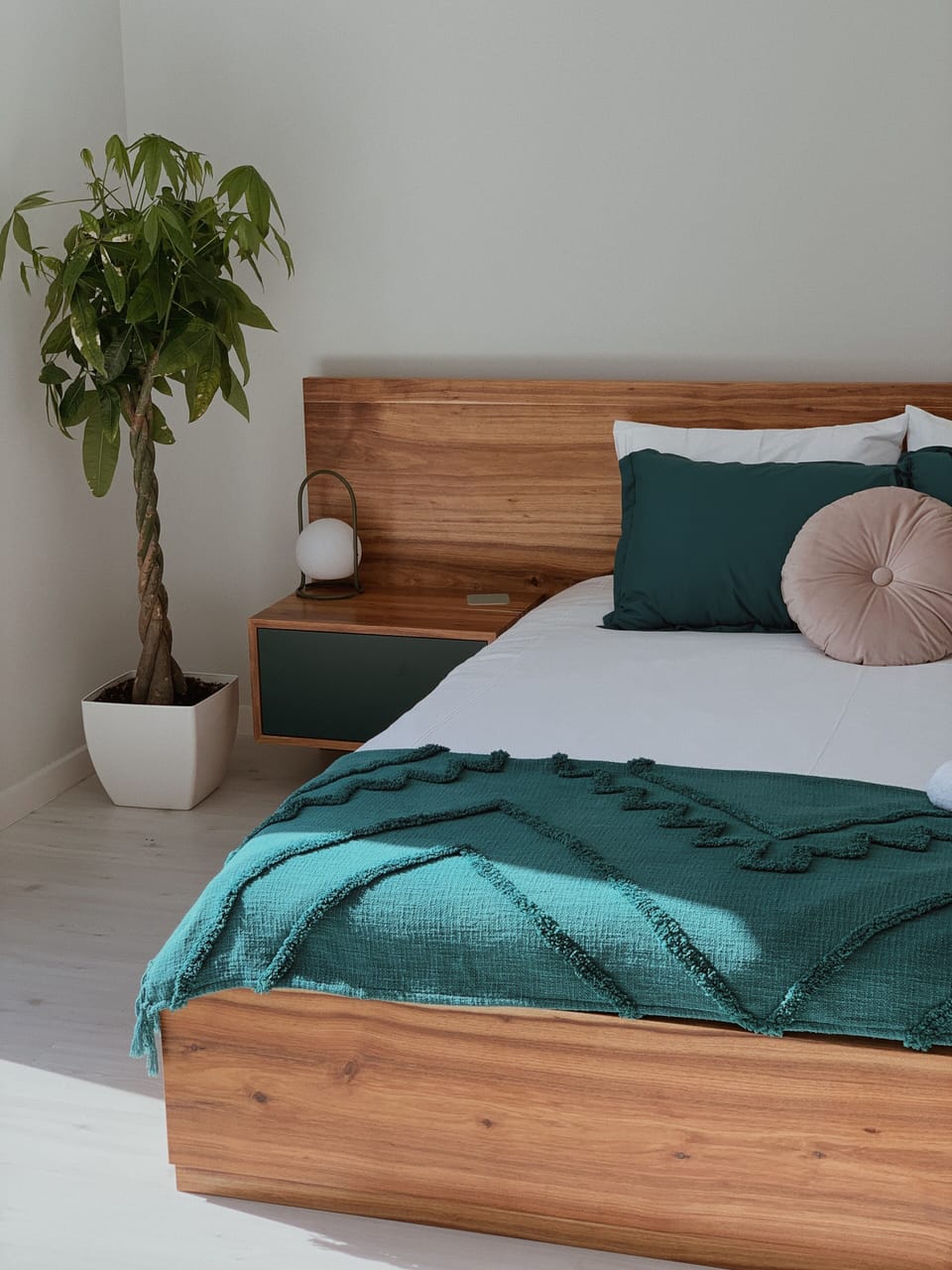 Premium Room, Garden View, Annex Building | Individually furnished, desk, laptop workspace, free WiFi