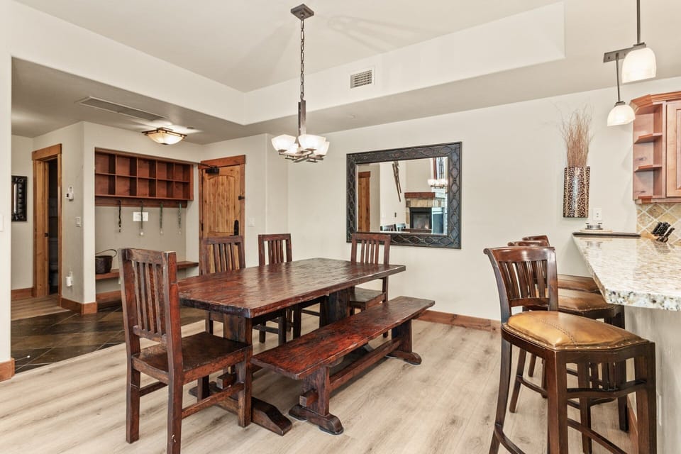 Tray Ceiling
