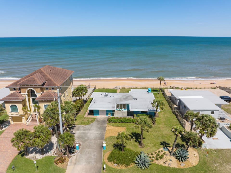 House (3 Bedrooms) | Front of property
