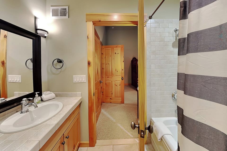 Retreat on Main Street by Taylor Made Deep Creek Cabin in McHenry