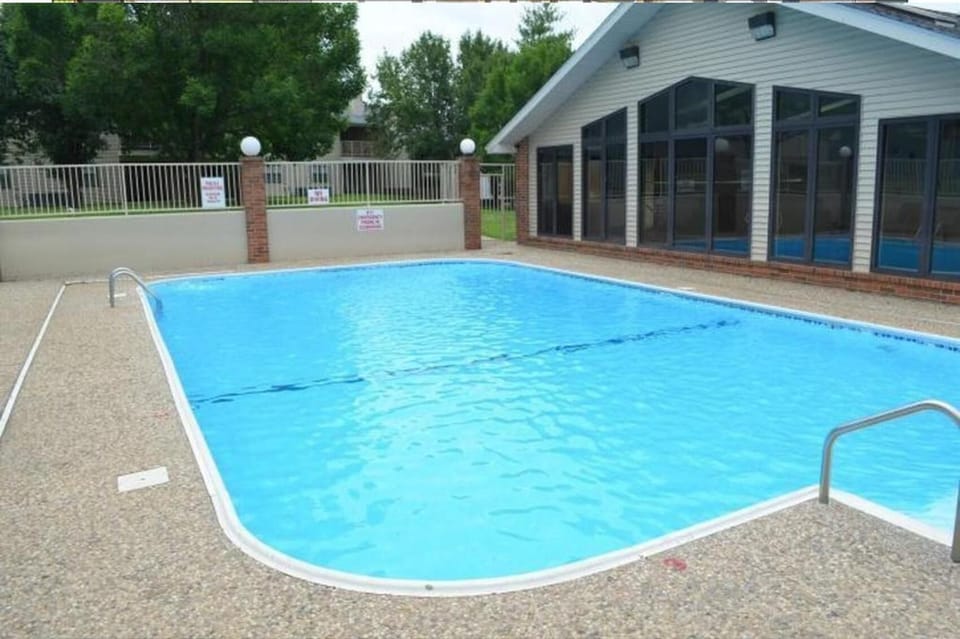 Outdoor Pool - Open Memorial Day Weekend through Labor Day Weekend