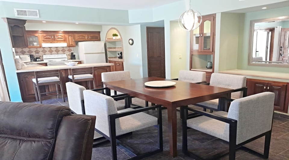 Family Villa | Dining room