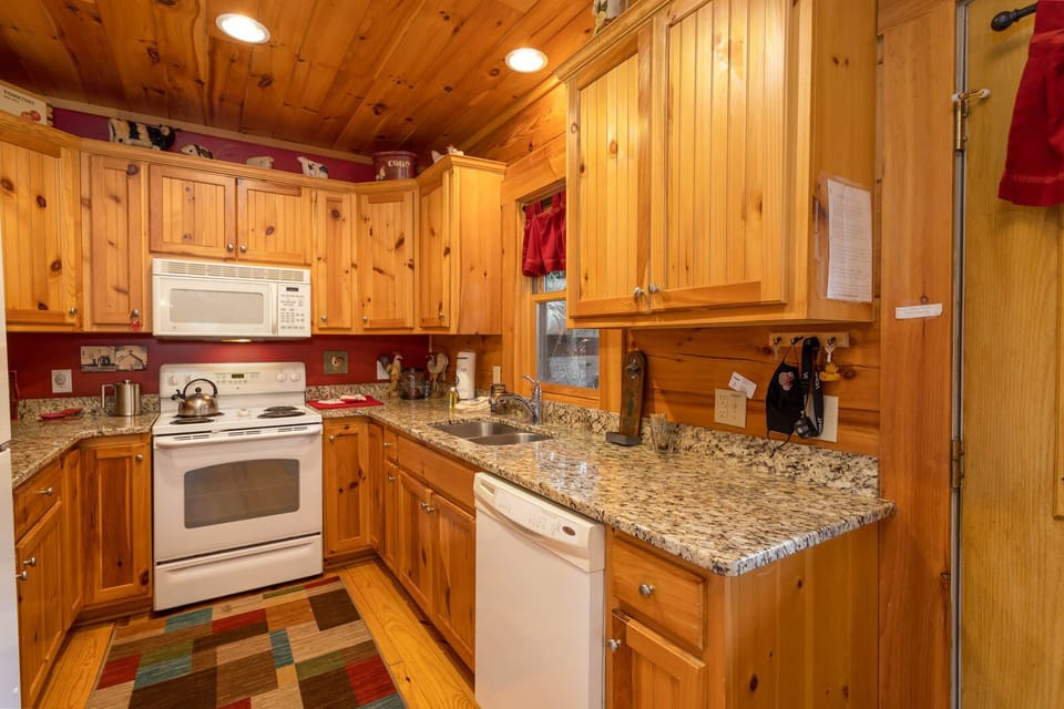 Kitchen with Counter and Cabinet Space