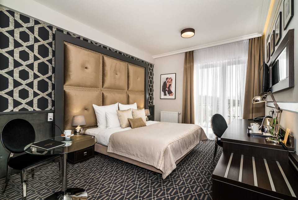 Classic Double Room | Premium bedding, minibar, in-room safe, individually decorated