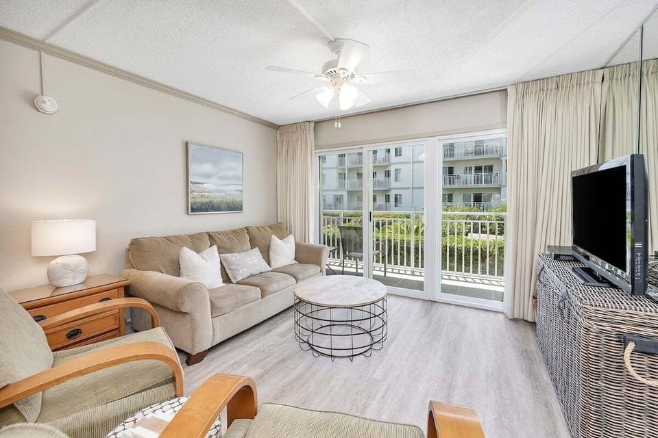 Beach Club 116 - Extended Private Balcony