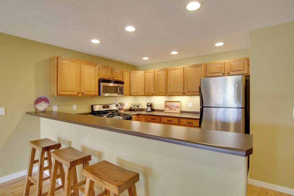 Kitchen | Keurig Coffee Maker | Spices