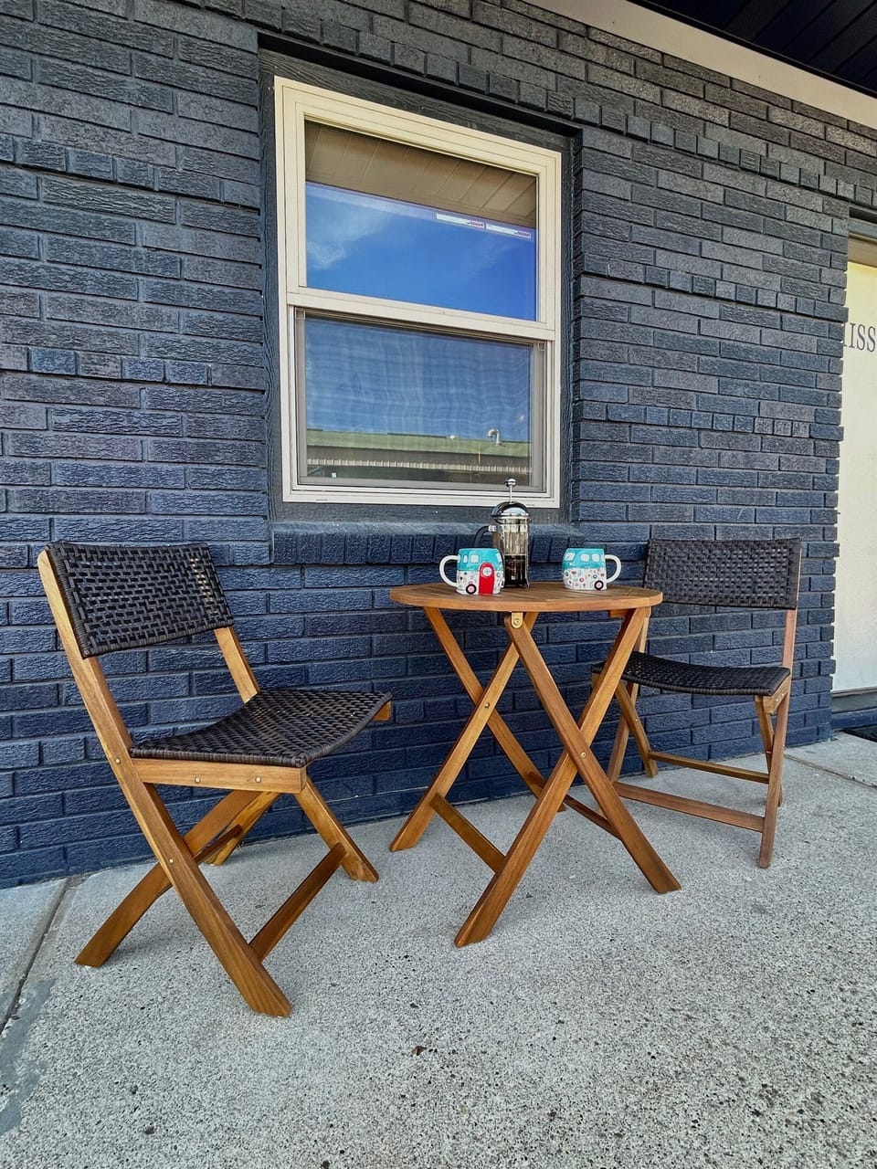 "Lots to do nearby, and Megan is turning this boutique motel into a little gem!" Review – Gregg J