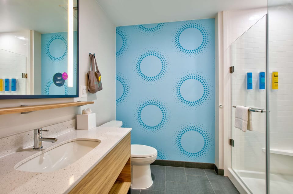 Room, 2 Queen Beds | Bathroom shower