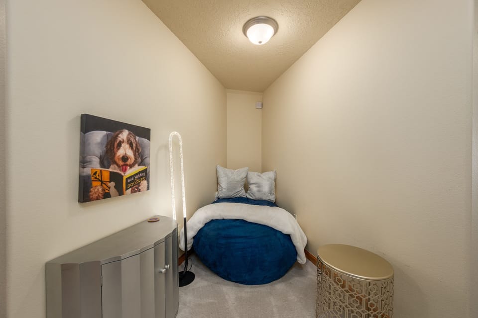 House, 5 Bedrooms | Interior