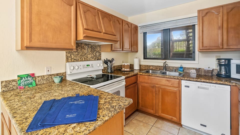Kaha Lani Resort #106 - Fully Equipped Kitchen - Parrish Kauai
