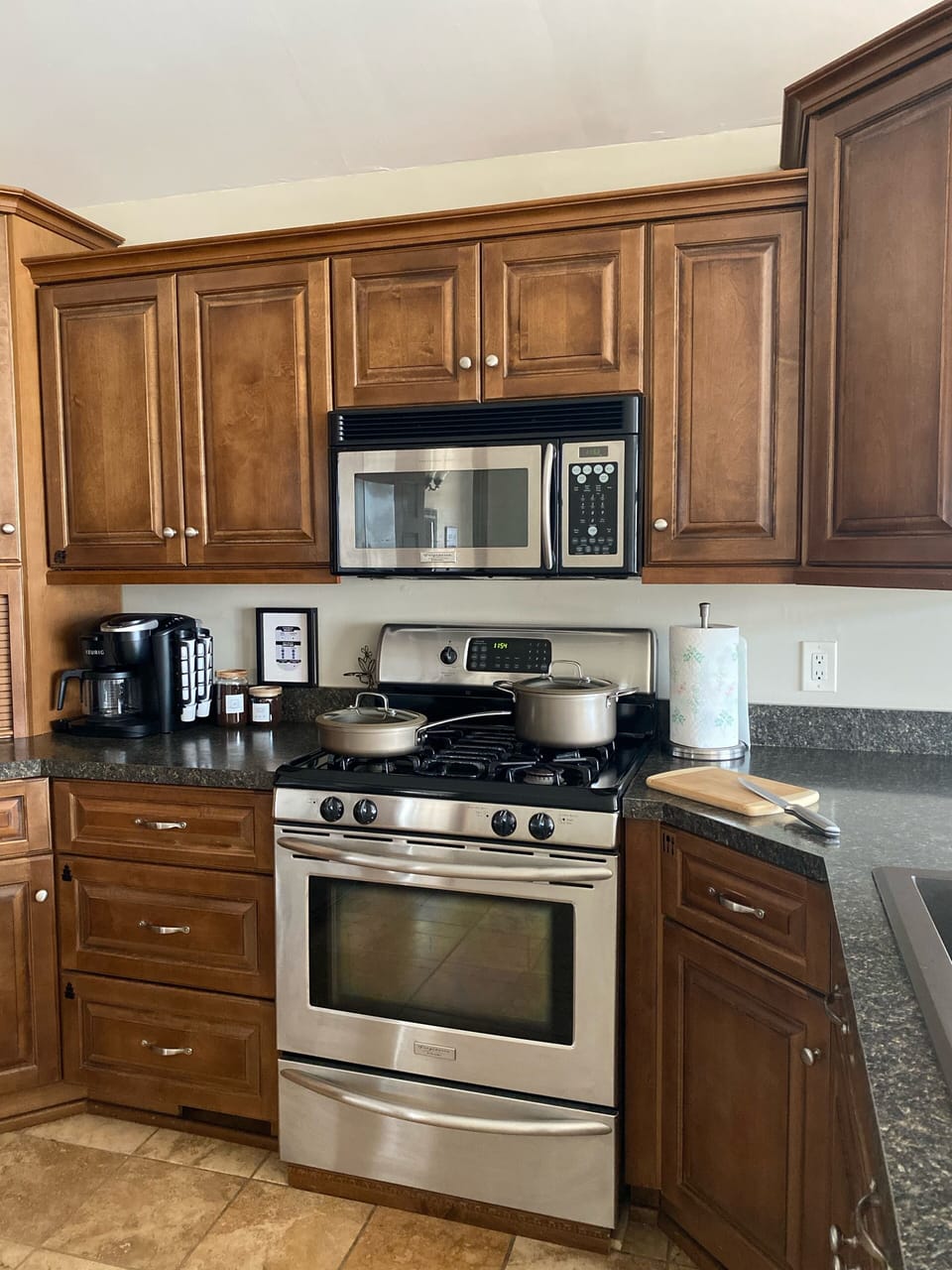 Fully stock kitchen 