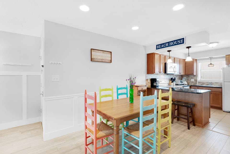 Dining table plus eat-in bar