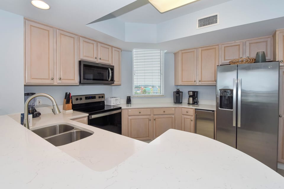 Silver Beach Towers East 606- Fully Equipped Kitchen