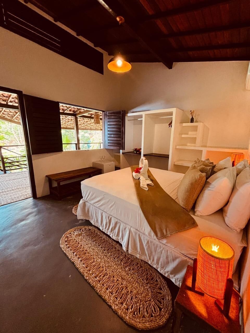Deluxe Room | Minibar, free WiFi, bed sheets