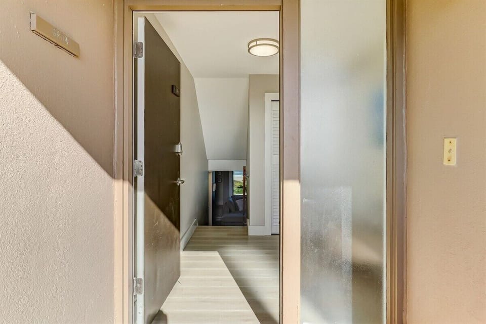 Your 3rd Floor Entrance (Elevator down the hall)