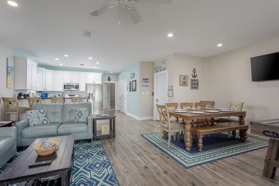 Living & Dining Room