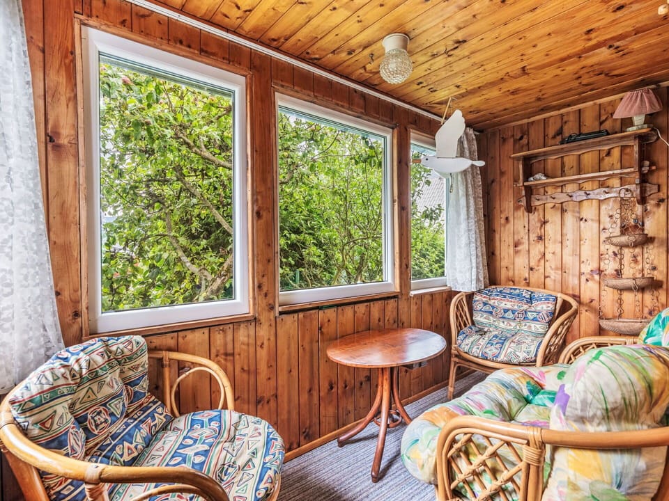 Wood, Interior Design, Furniture, Wood Stain, Room, Hardwood, Ceiling, Chair, Log Cabin, Plank