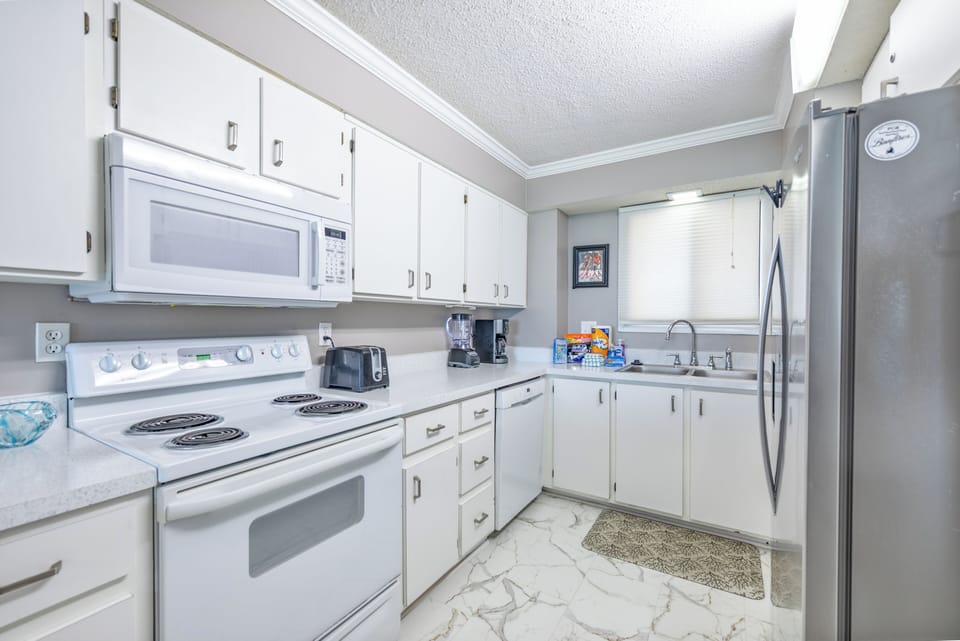 Fully stocked kitchen.