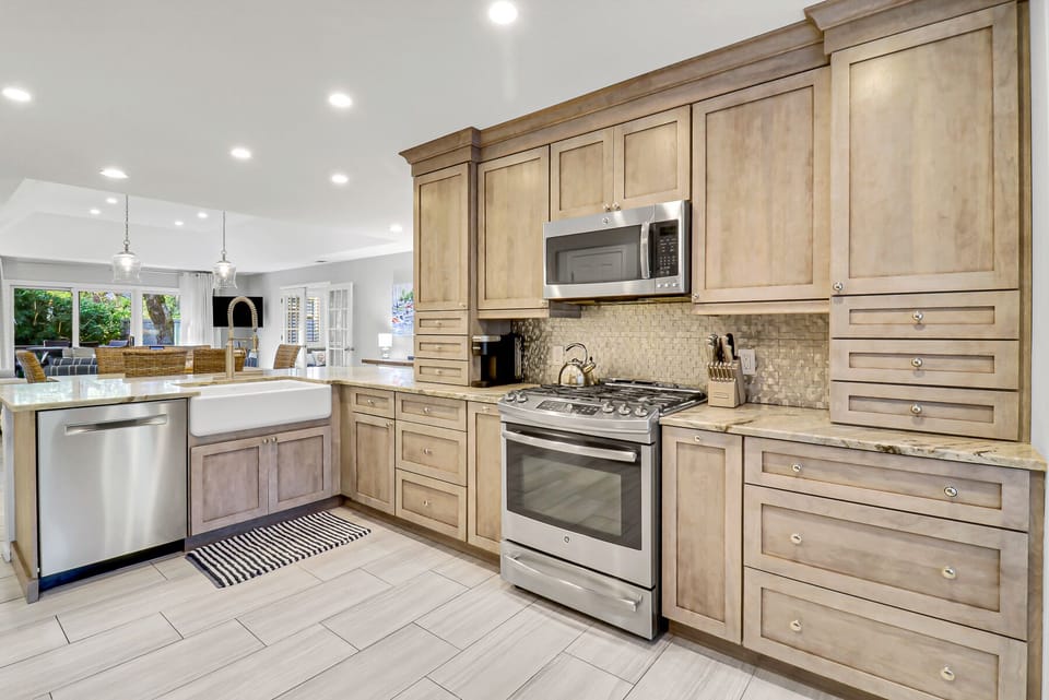 7 Hollyberry Lane | Kitchen - 7 Hollyberry Lane | Kitchen