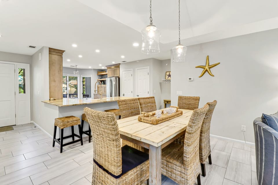 7 Hollyberry Lane | Dining Table - 7 Hollyberry Lane | Dining Table