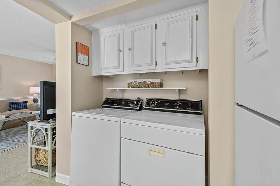 Laundry room - Equipped with washer and dryer