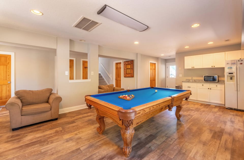 Rec Room with Pool Table