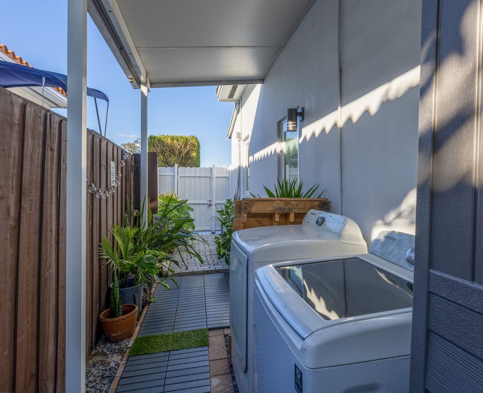 WASHER AND DRYER