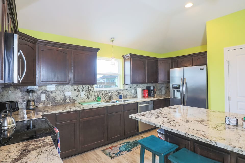 Kitchen with large island!