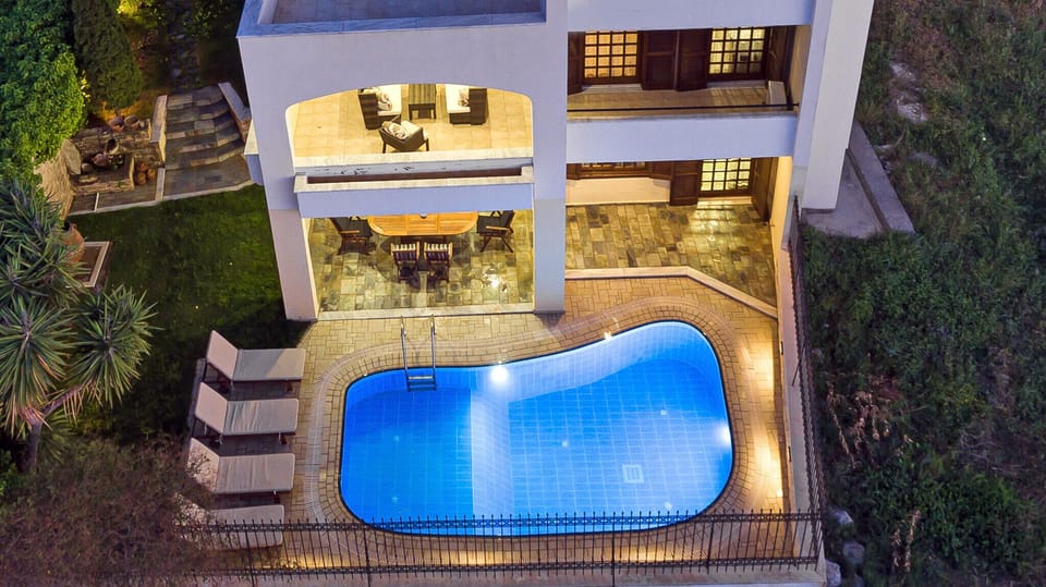  Dim Art Villa - with private pool