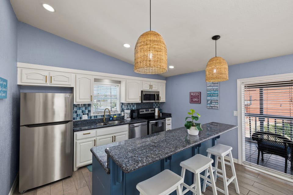 Fully equipped kitchen for group meals