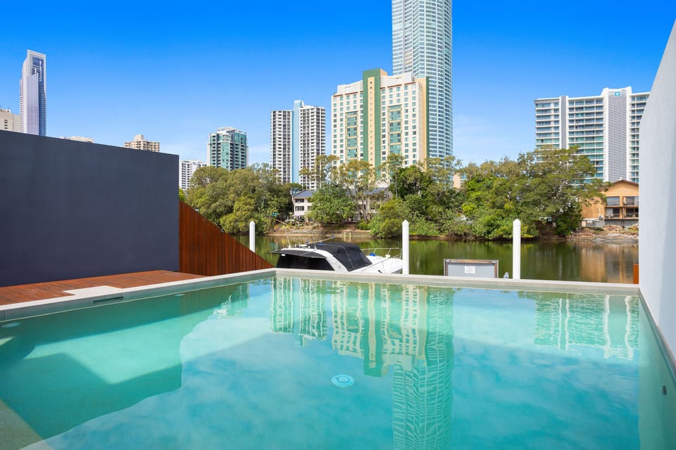 Pool Area Heated 