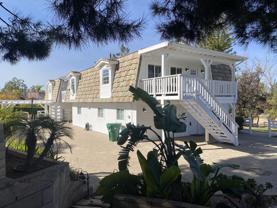 Custom home, sleeps 16