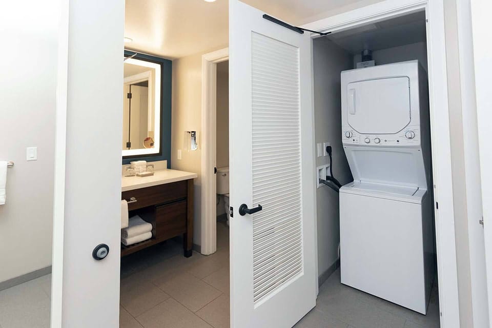 Washer / Dryer in unit