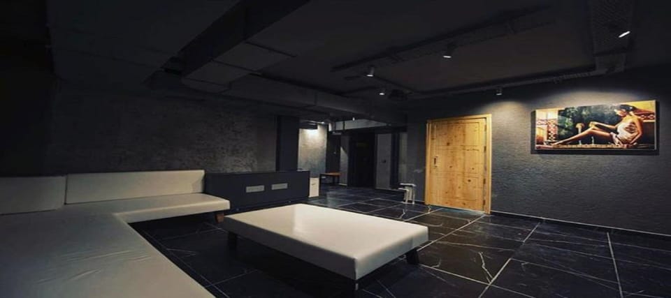 Turkish bath, massages
